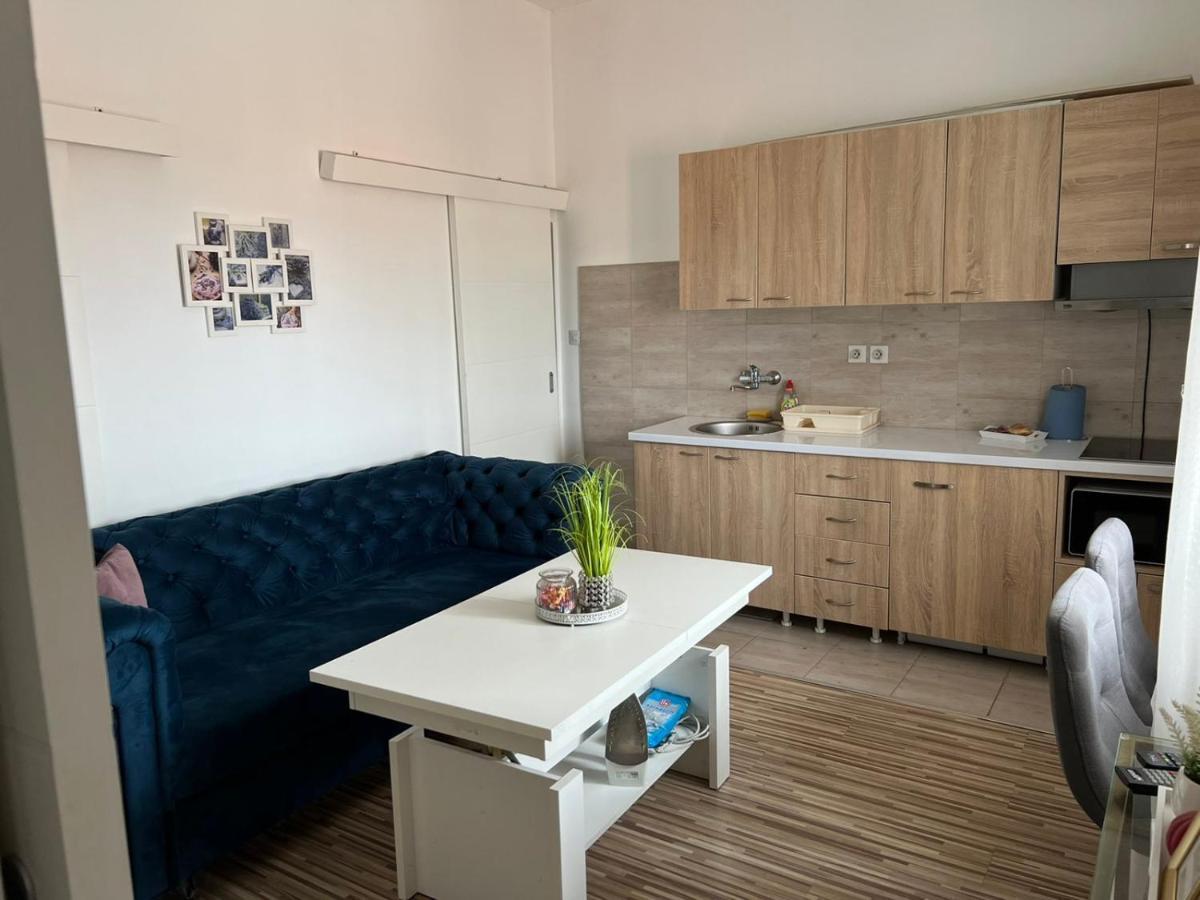 Apartman Emova Appartement Pula Buitenkant foto