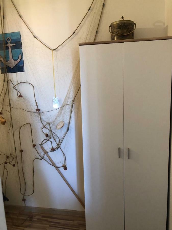 Apartman Emova Appartement Pula Buitenkant foto